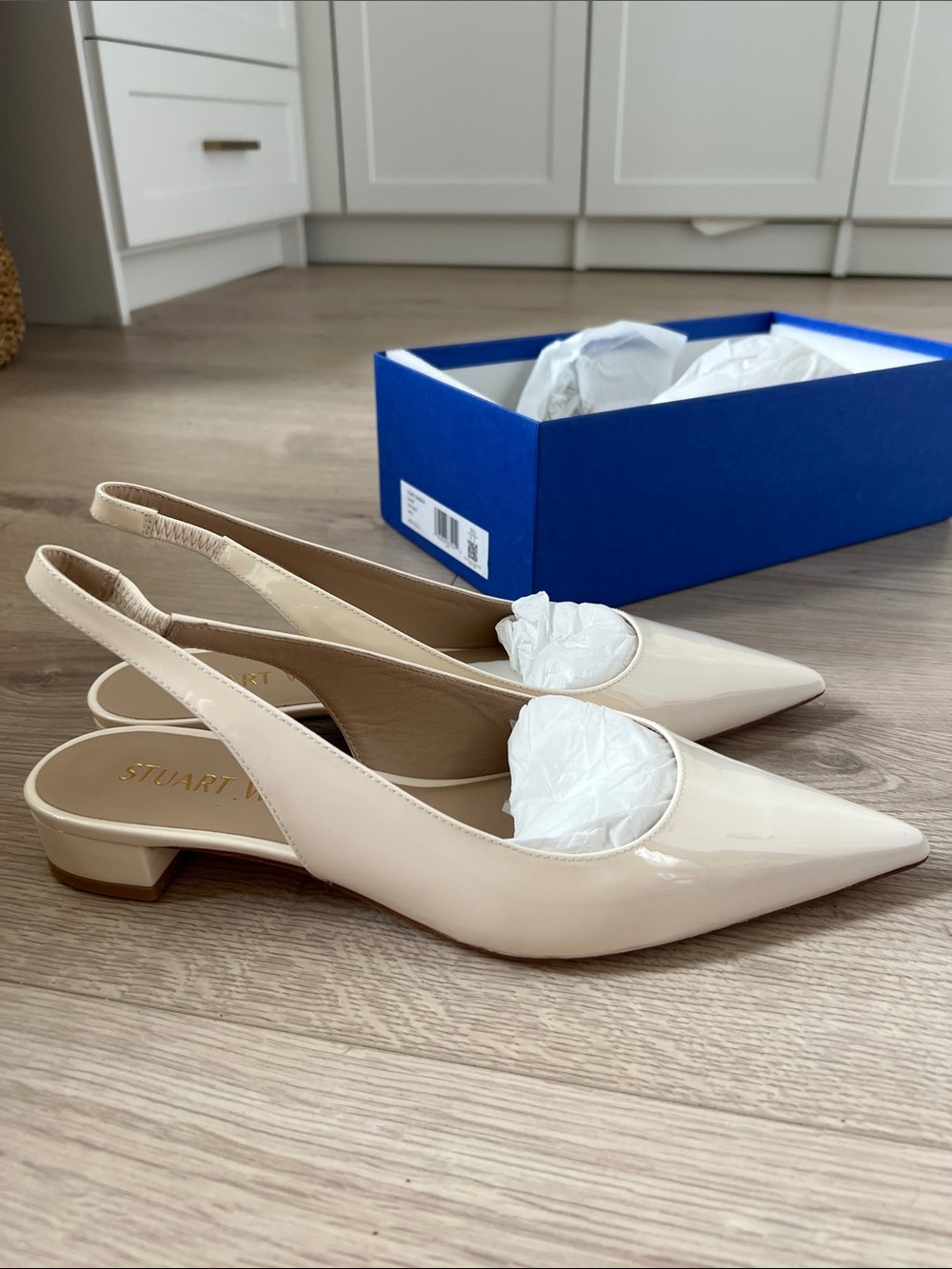 Stuart Weitzman Slingback